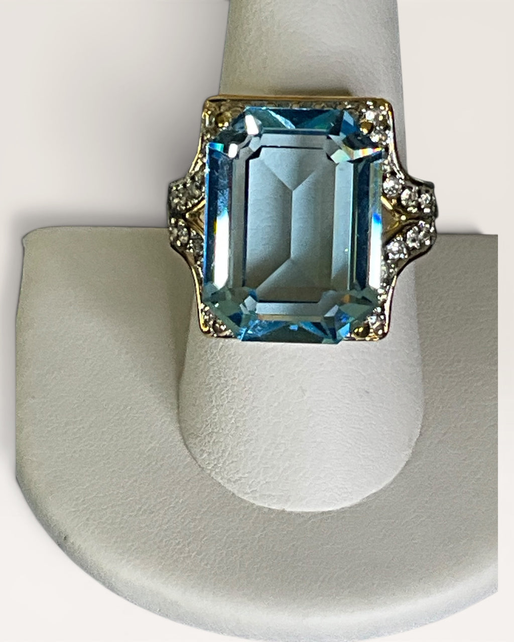 18K Gold Electroplate Blue Stone Cocktail Ring - Estate Sale (Great Condition)