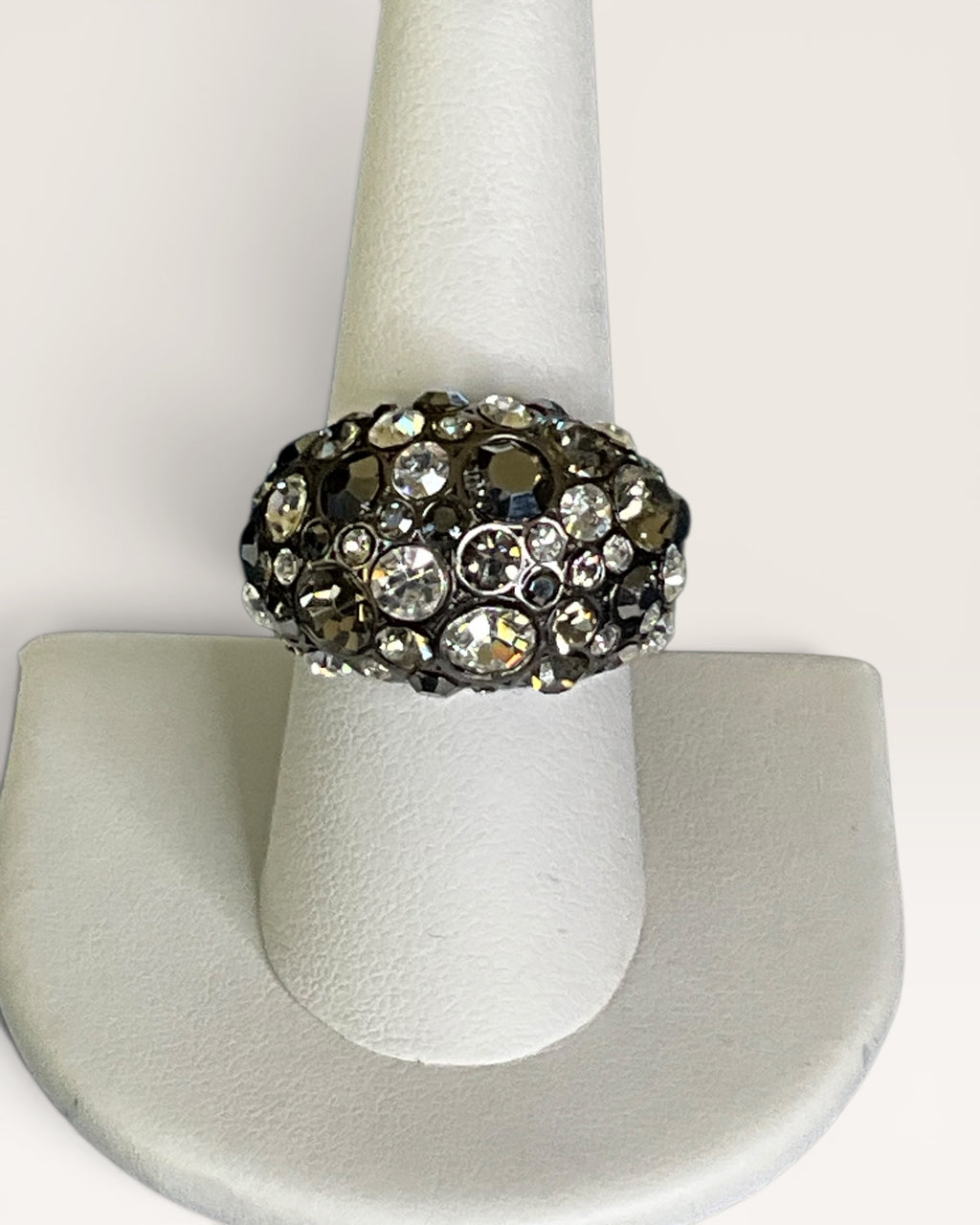 Fossil Rhinestone Cluster Black Rhodium Finish Ring - Estate Sale (Great Condition)