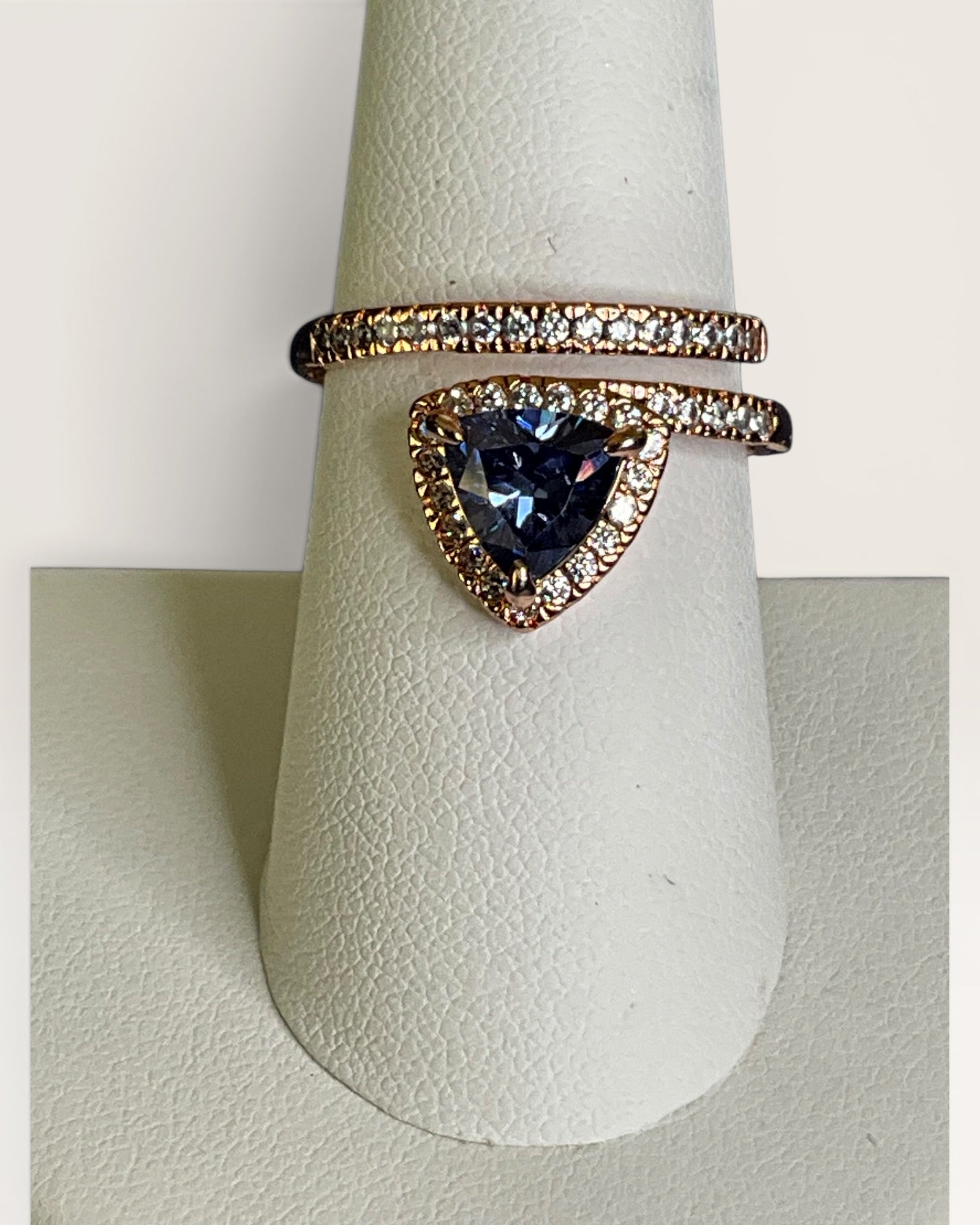 Bomb Party Glitzy Chic Sapphire Cubic Zirconia Ring - Estate Sale (Great Condition)