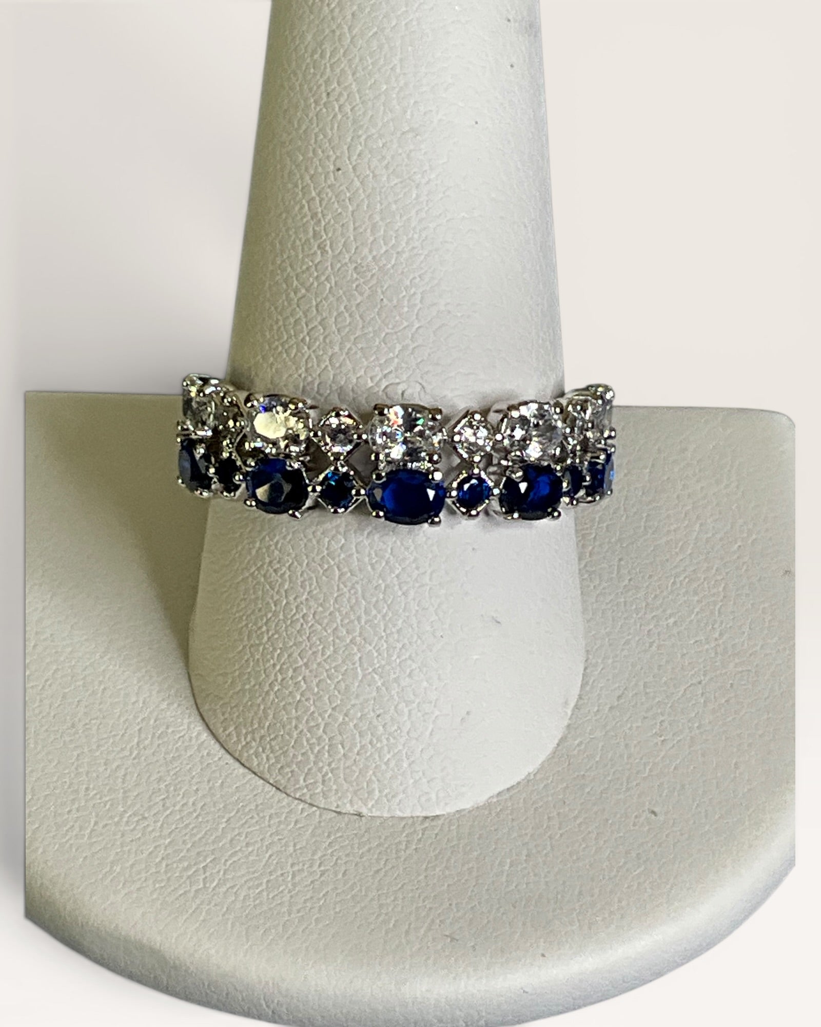 Bomb Party Sapphire Inspired Cubic Zirconia Eternity Band Ring - Estate Sale (Great Condition)