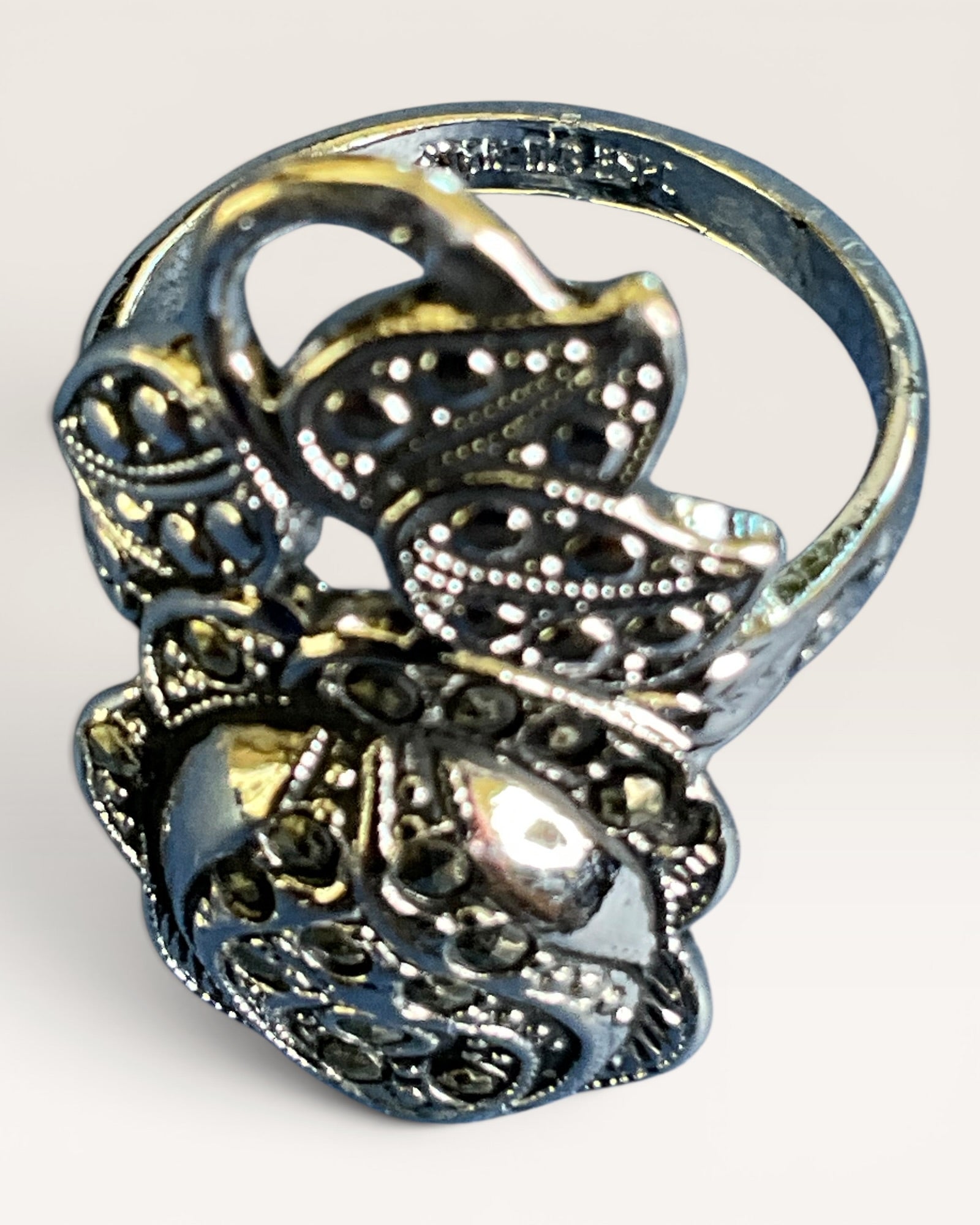 Sterling Silver Vintage Art Deco Marcasite Ring - Estate Sale (Great Condition)