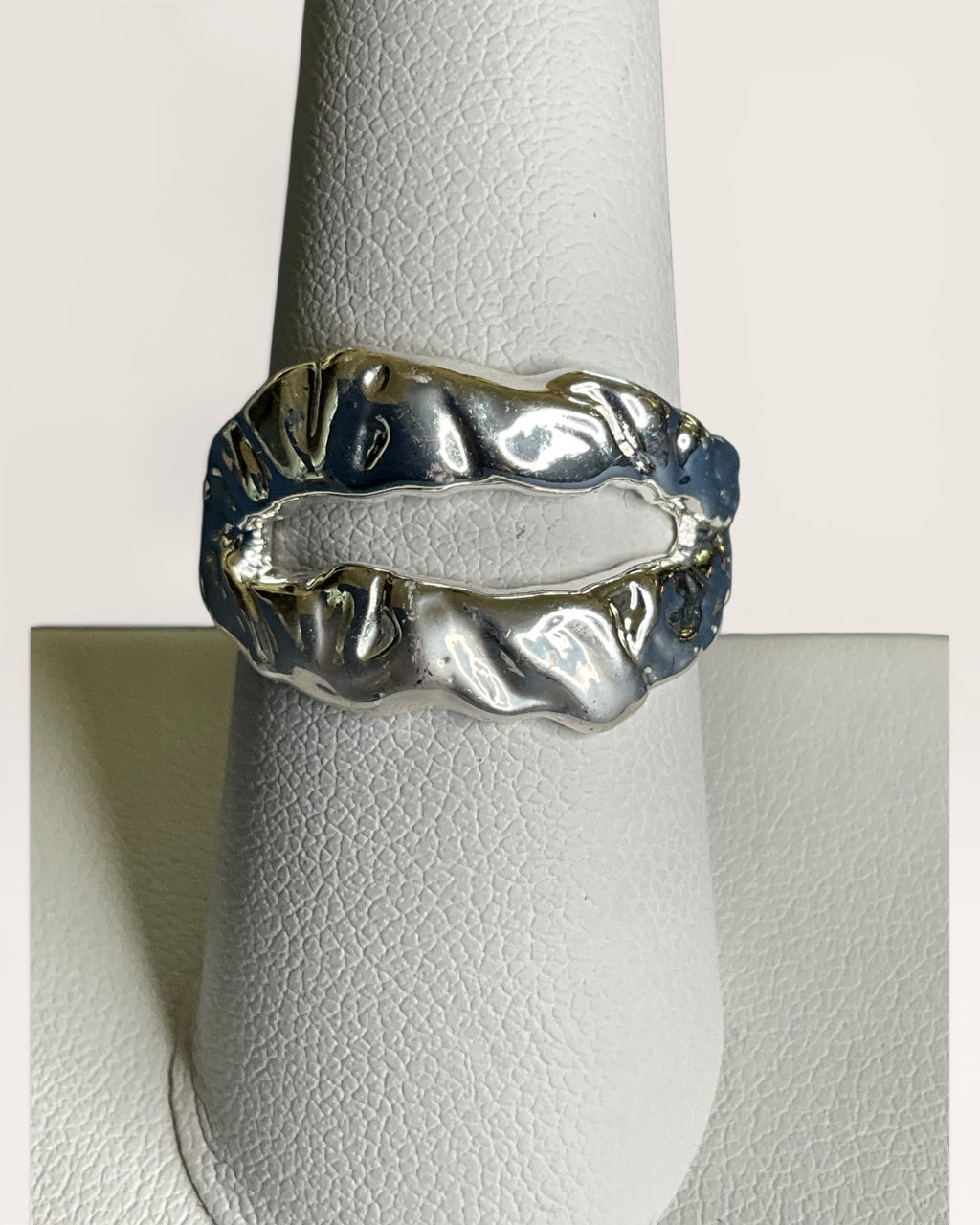 Molten Metal Style Openwork Ring - Estate Sale (Great Condition)