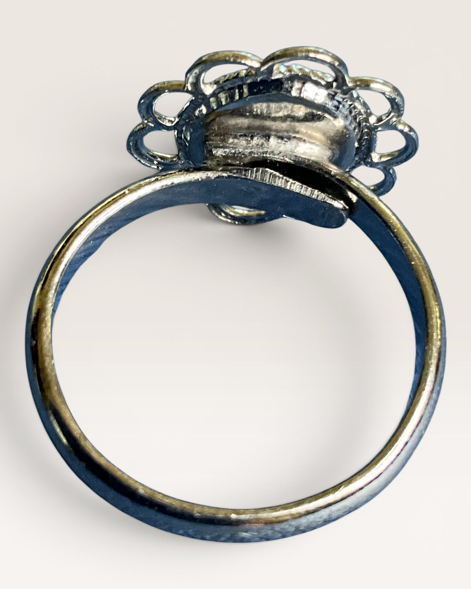 Vintage Style Blue Star Cabochon Floral Silver-Tone Ring - Estate Sale (Great Condition)