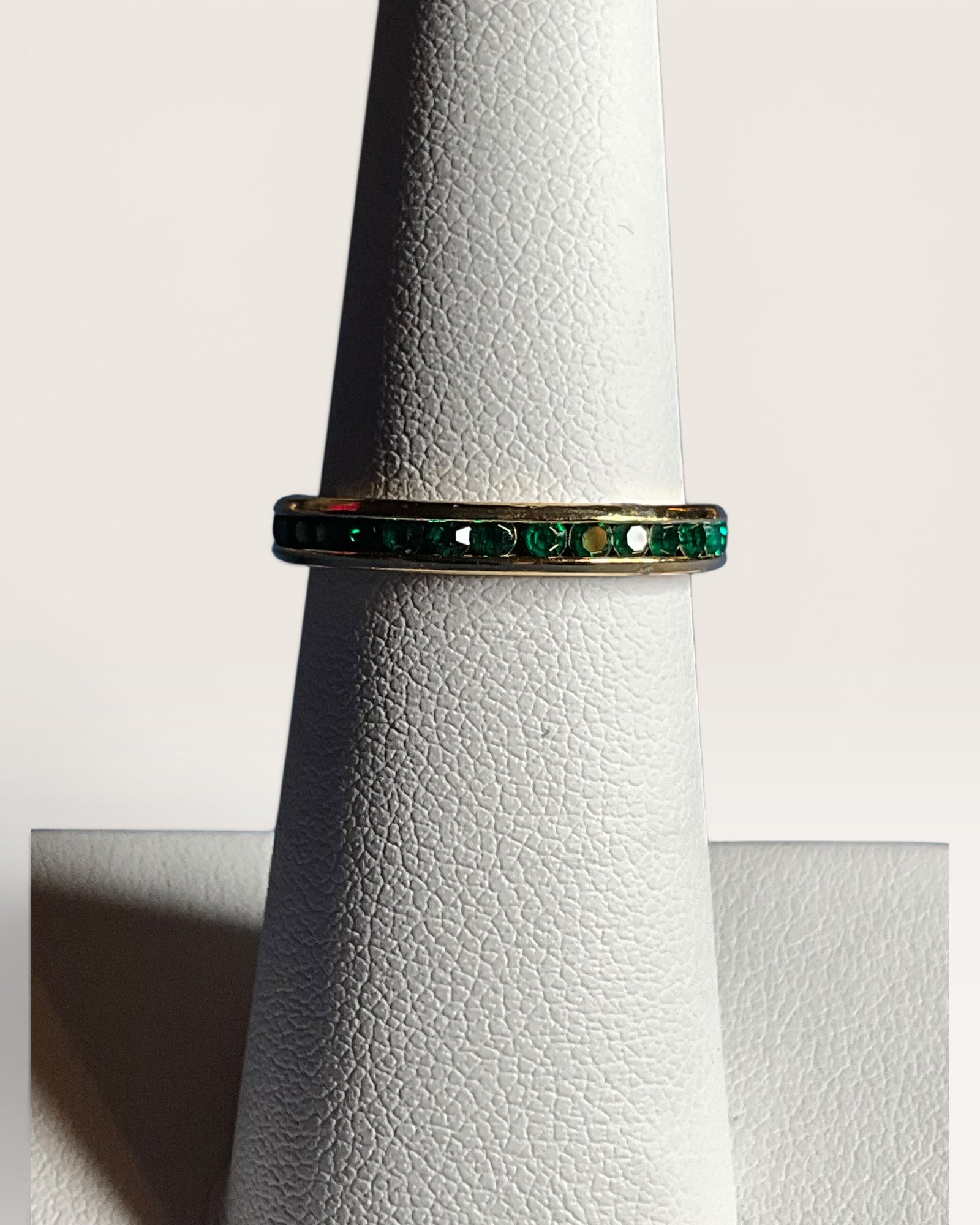 Vintage Avon Green Rhinestone & Gold-Tone Eternity Band Stackable Ring - Estate Sale (Great Contition)