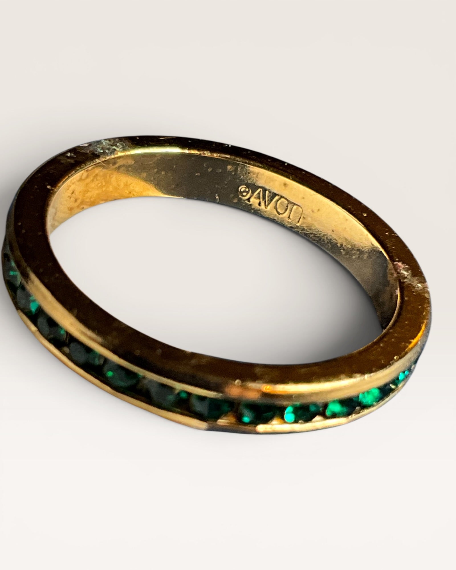 Vintage Avon Green Rhinestone & Gold-Tone Eternity Band Stackable Ring - Estate Sale (Great Contition)