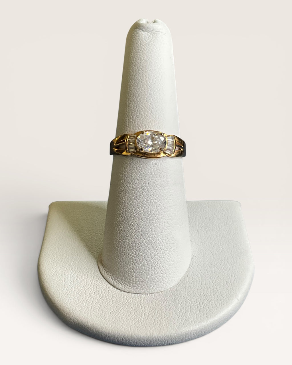 18K G.E. with Channel Baguettes and Center Cubic Zirconia Stone - Estate Sale (Great Condition)