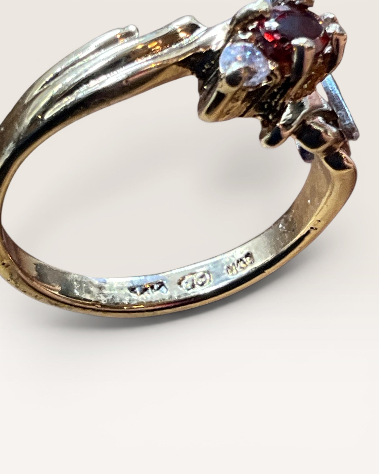 Vintage 14K H.G.E. Garnet & Cubic Zirconia Ring - Estate Sale (Great Condition)