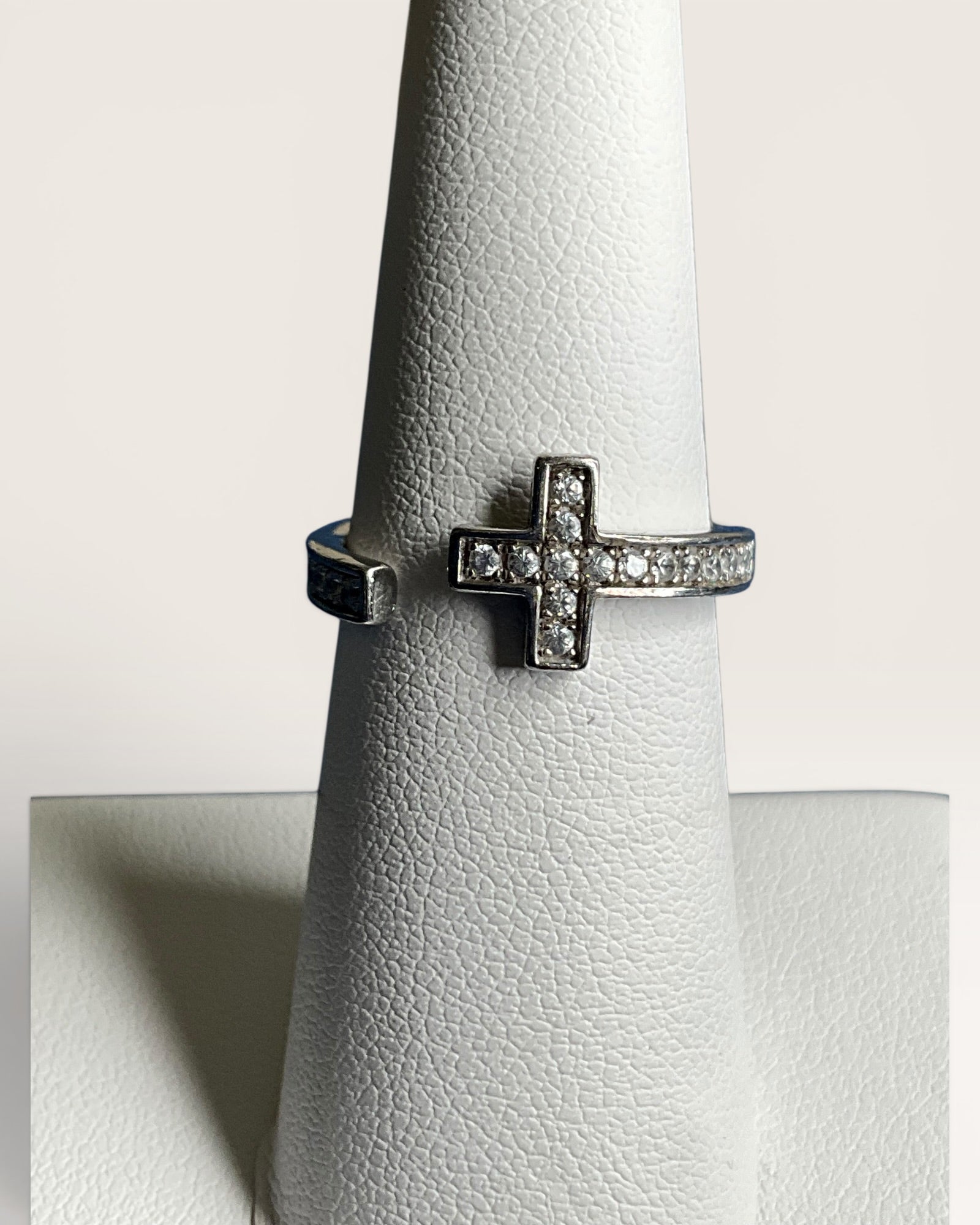 Sterling Silver & White Topaz Pave By Pass Ring - Estate Sale (Great Condition)