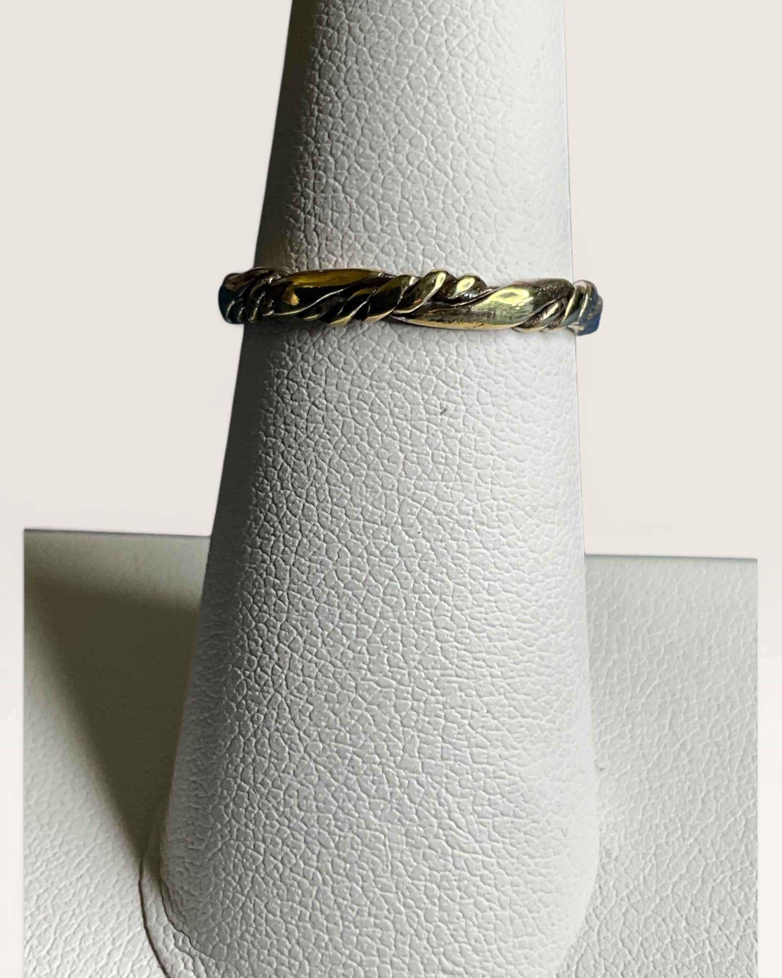 Sterling Silver Textured Band  Ring - Estate Sale (Great Condition)