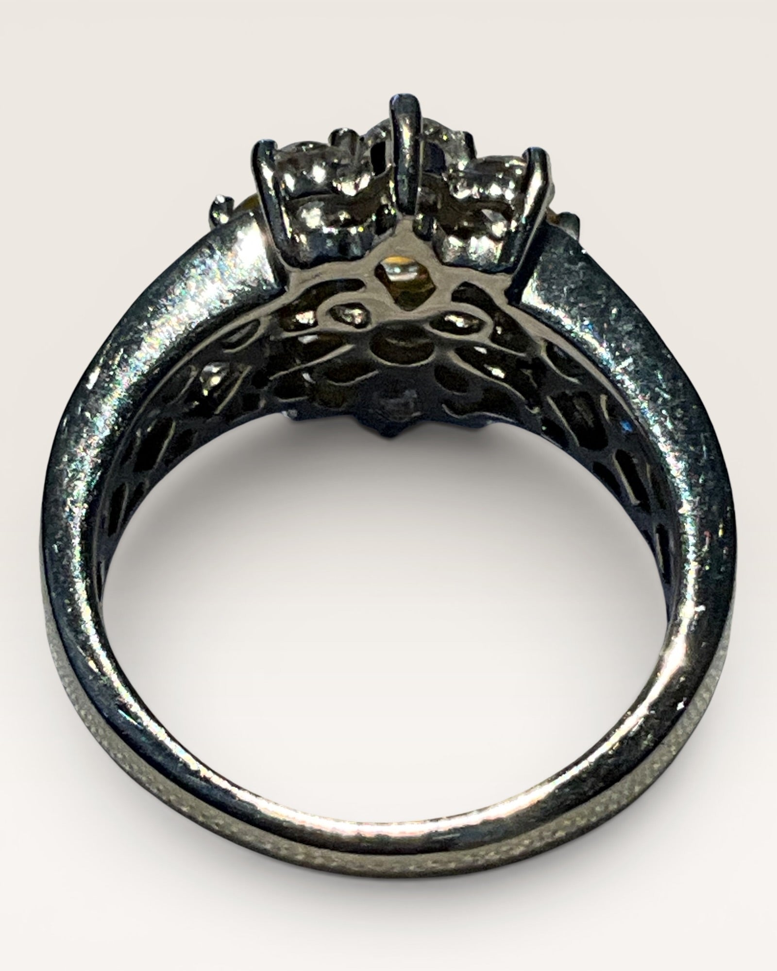 Sterling Silver Ethiopian Fire Opal Gemstone Ring - Estate Sale (Great Condition)