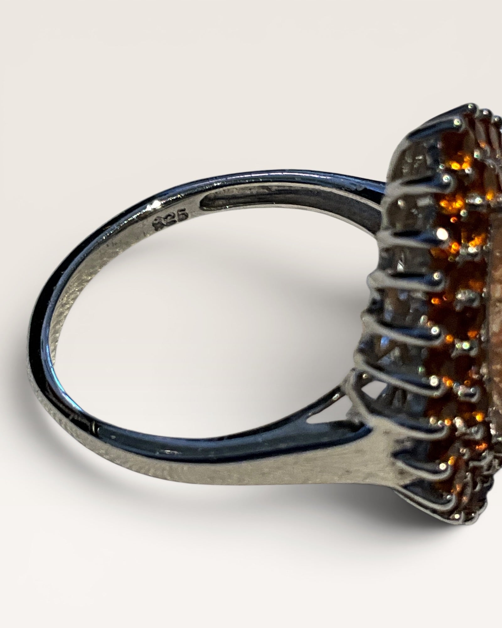 Sterling Silver Sunstone & Hessonite Garnet Gemstone Ring - Estate Sale (Great Condition)