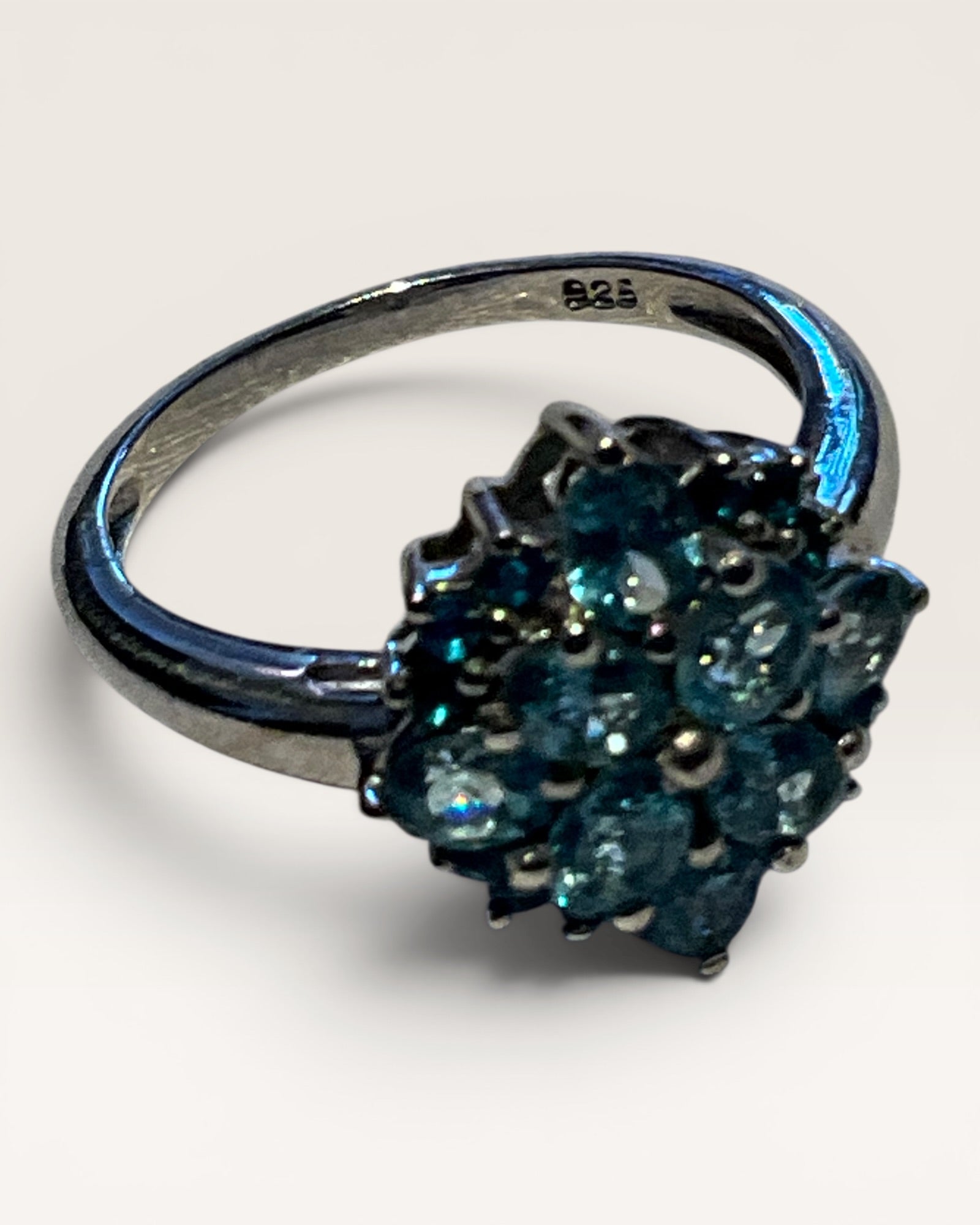 Sterling Silver Blue Apatite Custer Ring - Estate Sale (Great Condition)