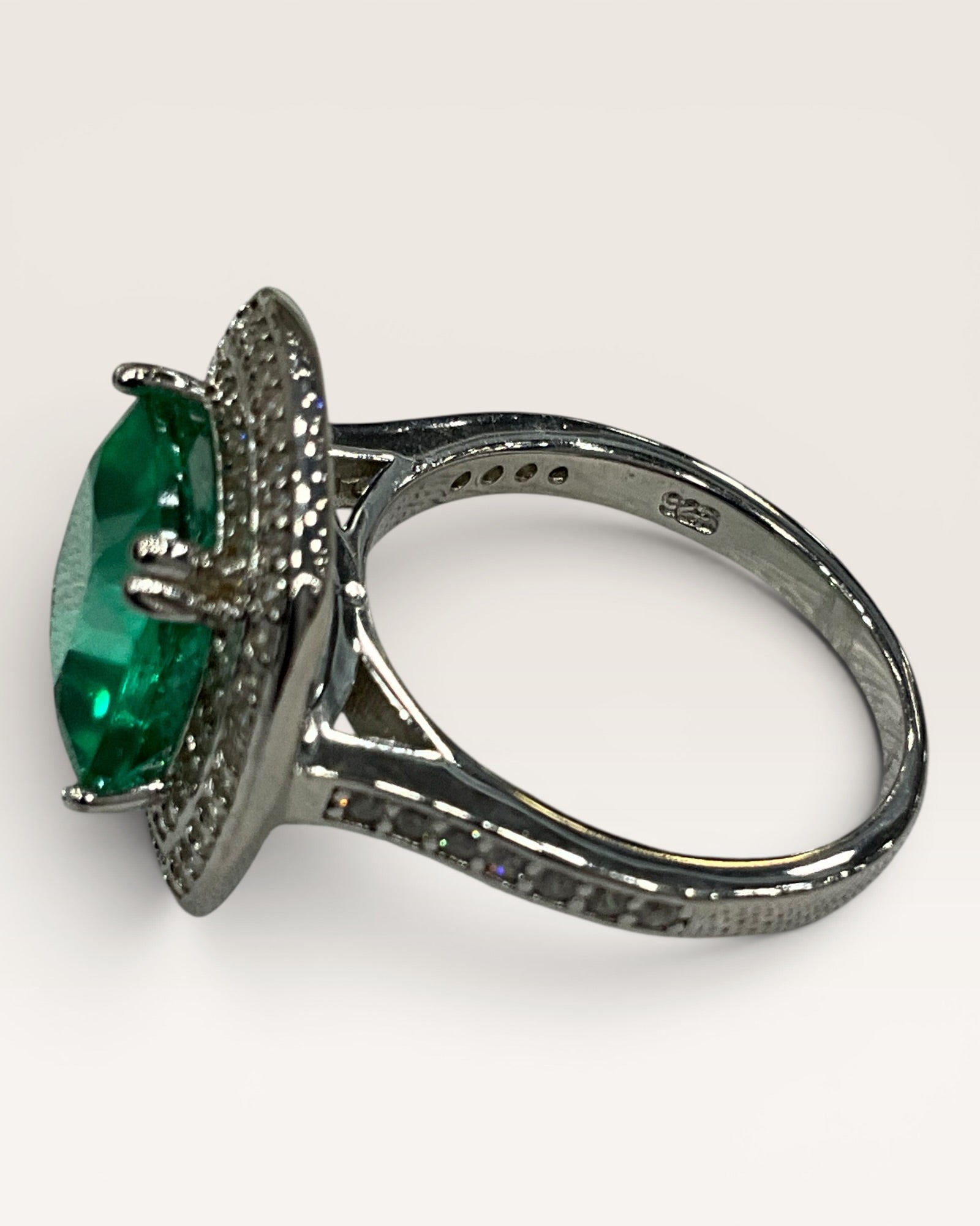 Cushion-Cut Lab-Created Emerald & White Sapphire Ring (Sterling Silver)