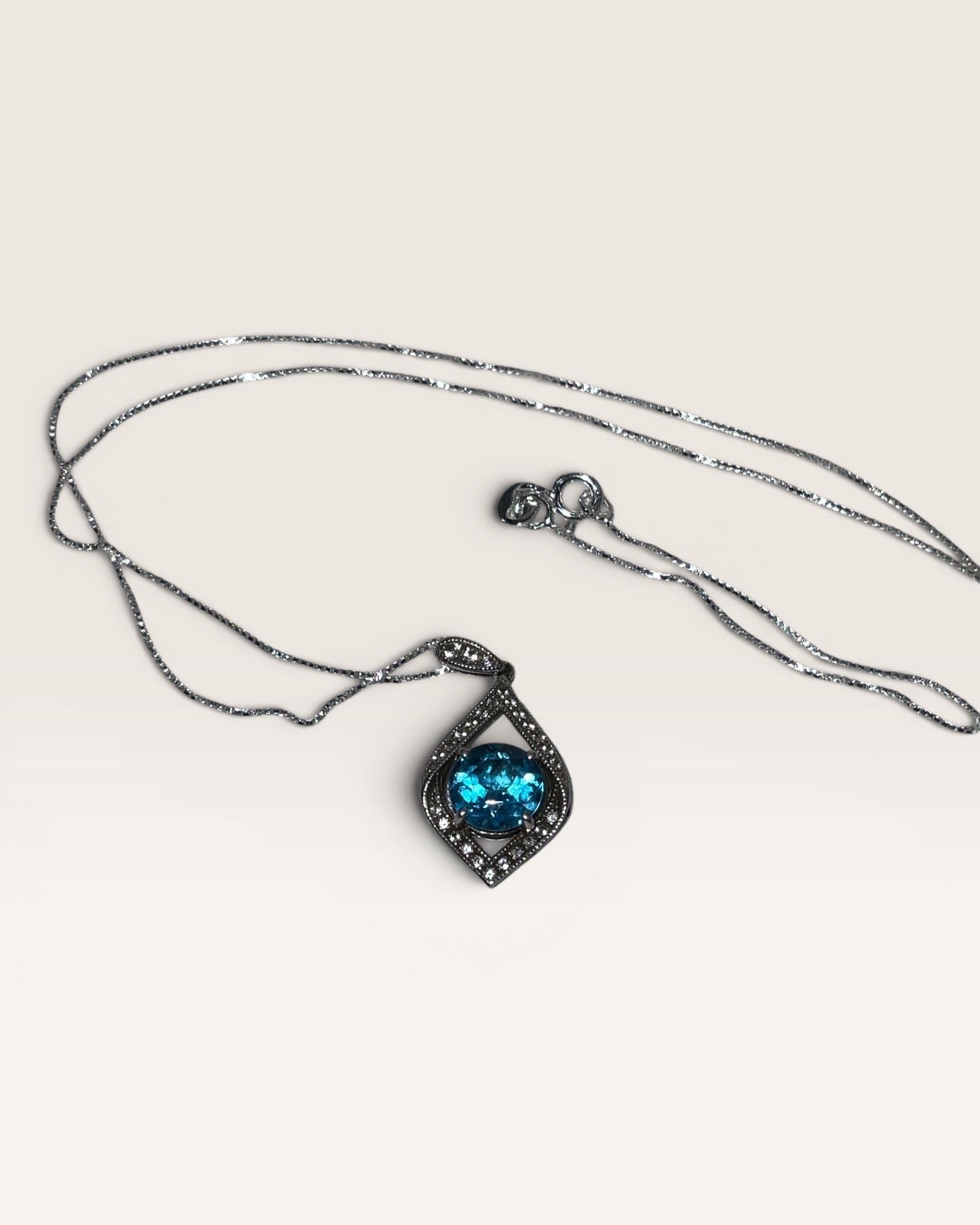 Sterling Silver Blue & White Topaz Pendant Necklace - Estate Sale (Great Condition)