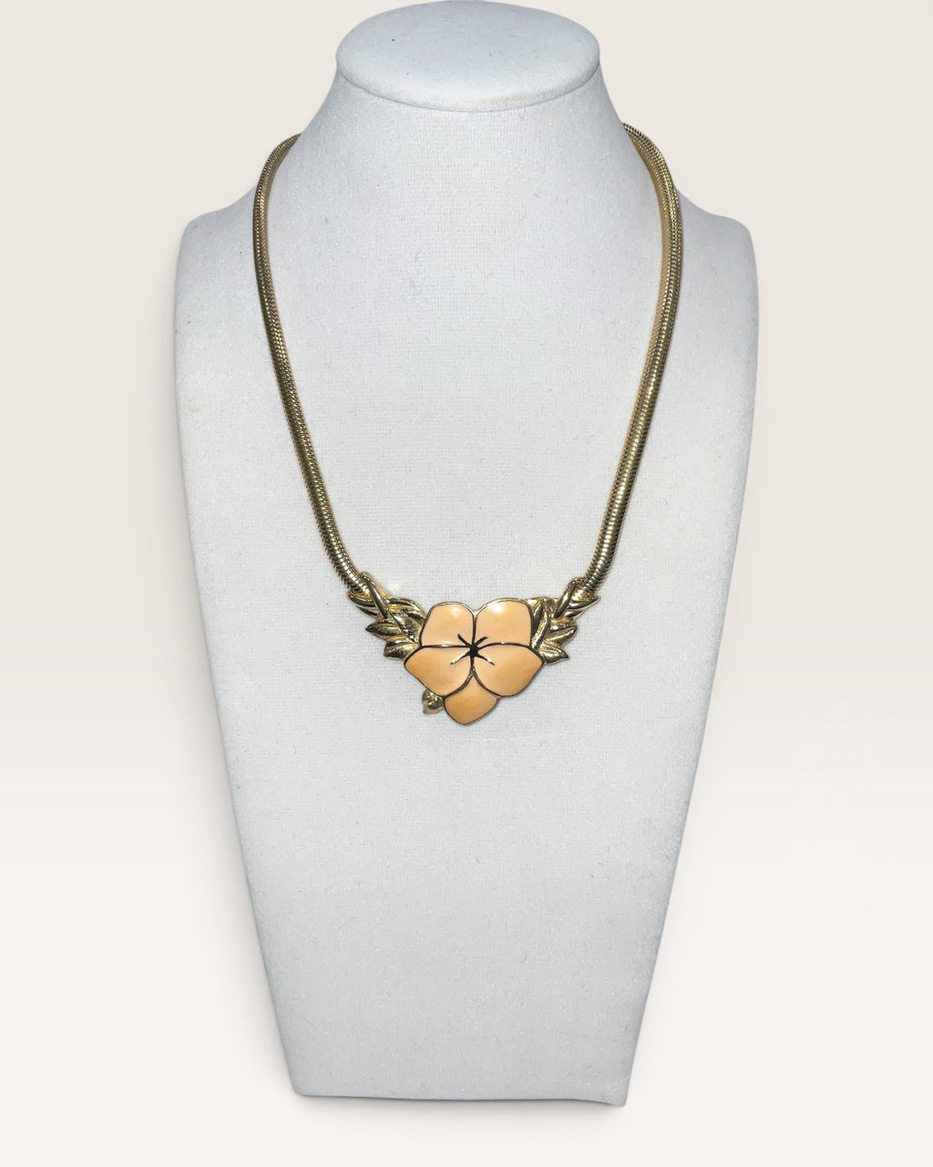 Trifari Gold Tone Light Peach Vintage Floral Necklace - Estate Sale (Great Condition)
