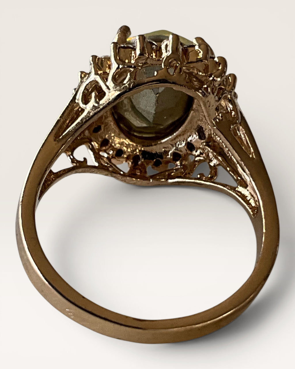 Gold Tone Lab Opal Ring - Estate Sale (Great Condition)