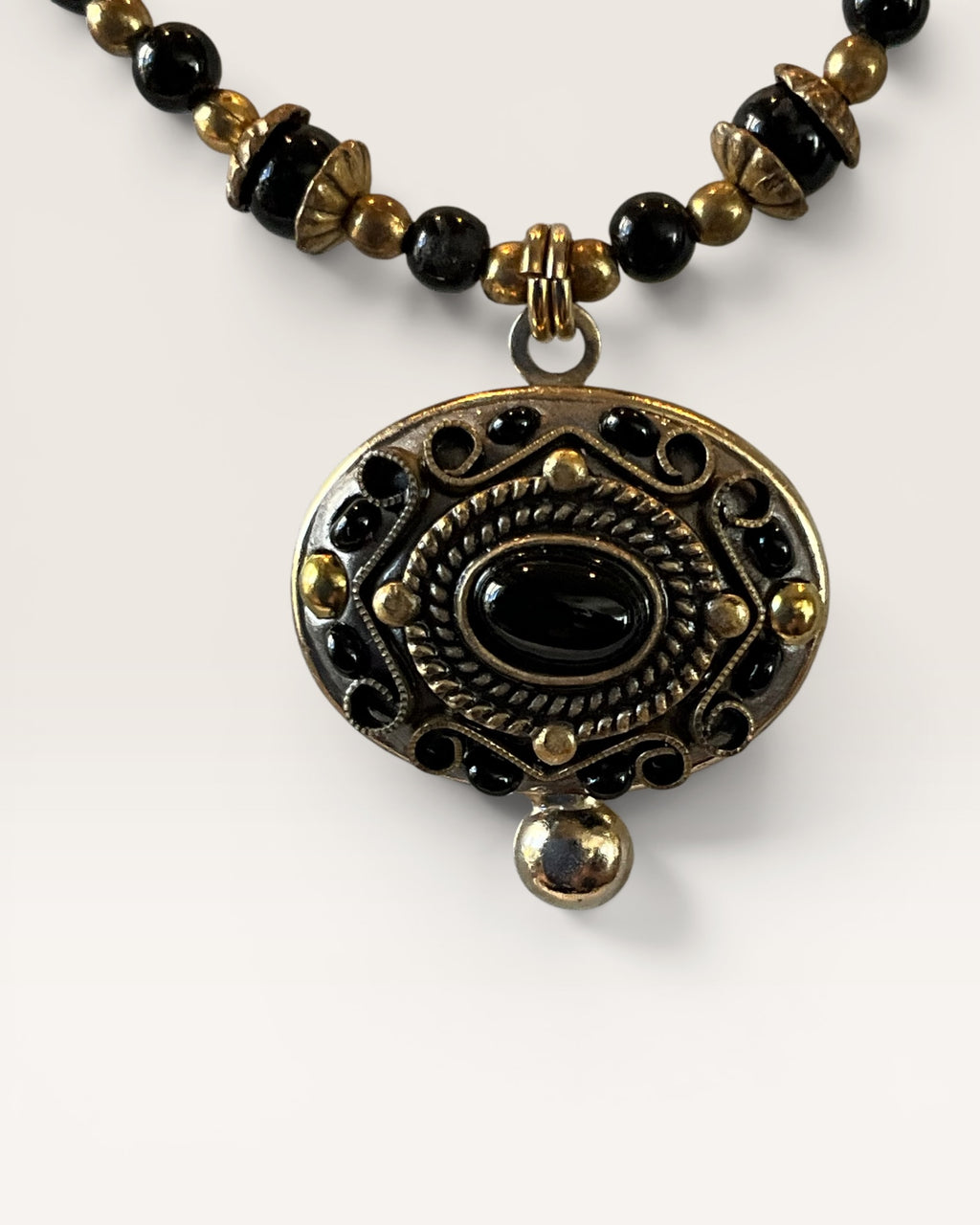 Michal Golan Black & Gold Beaded Oval Pendant Necklace - Estate Sale (Great Condition)