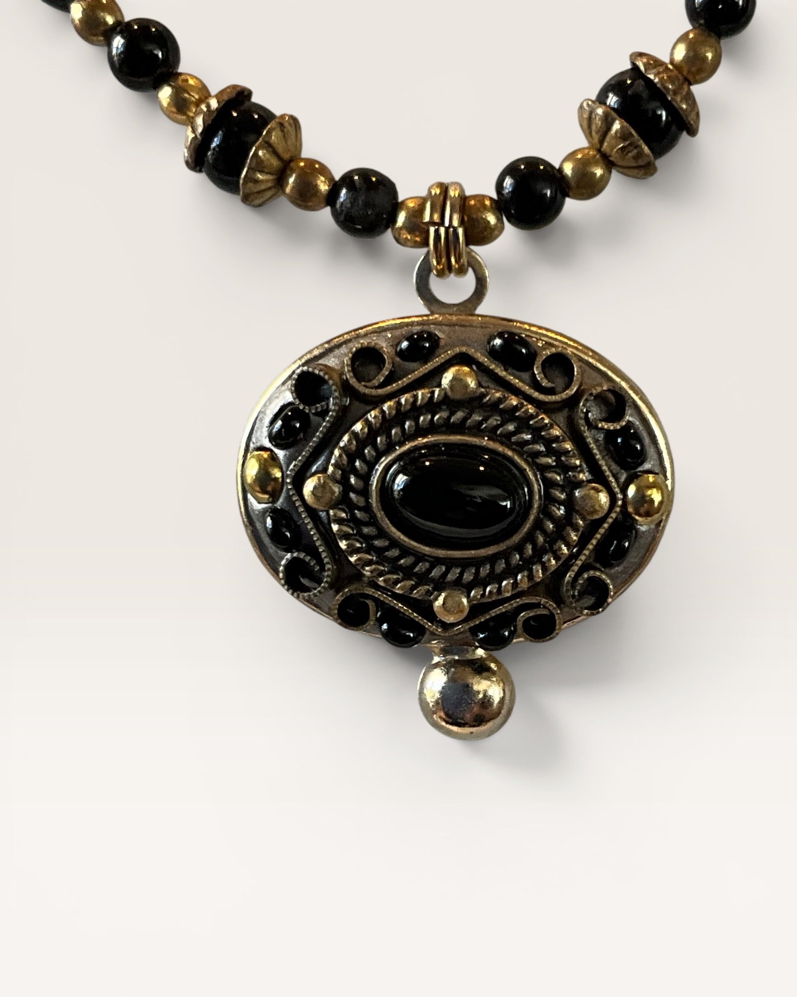 Michal Golan Black & Gold Beaded Oval Pendant Necklace - Estate Sale (Great Condition)
