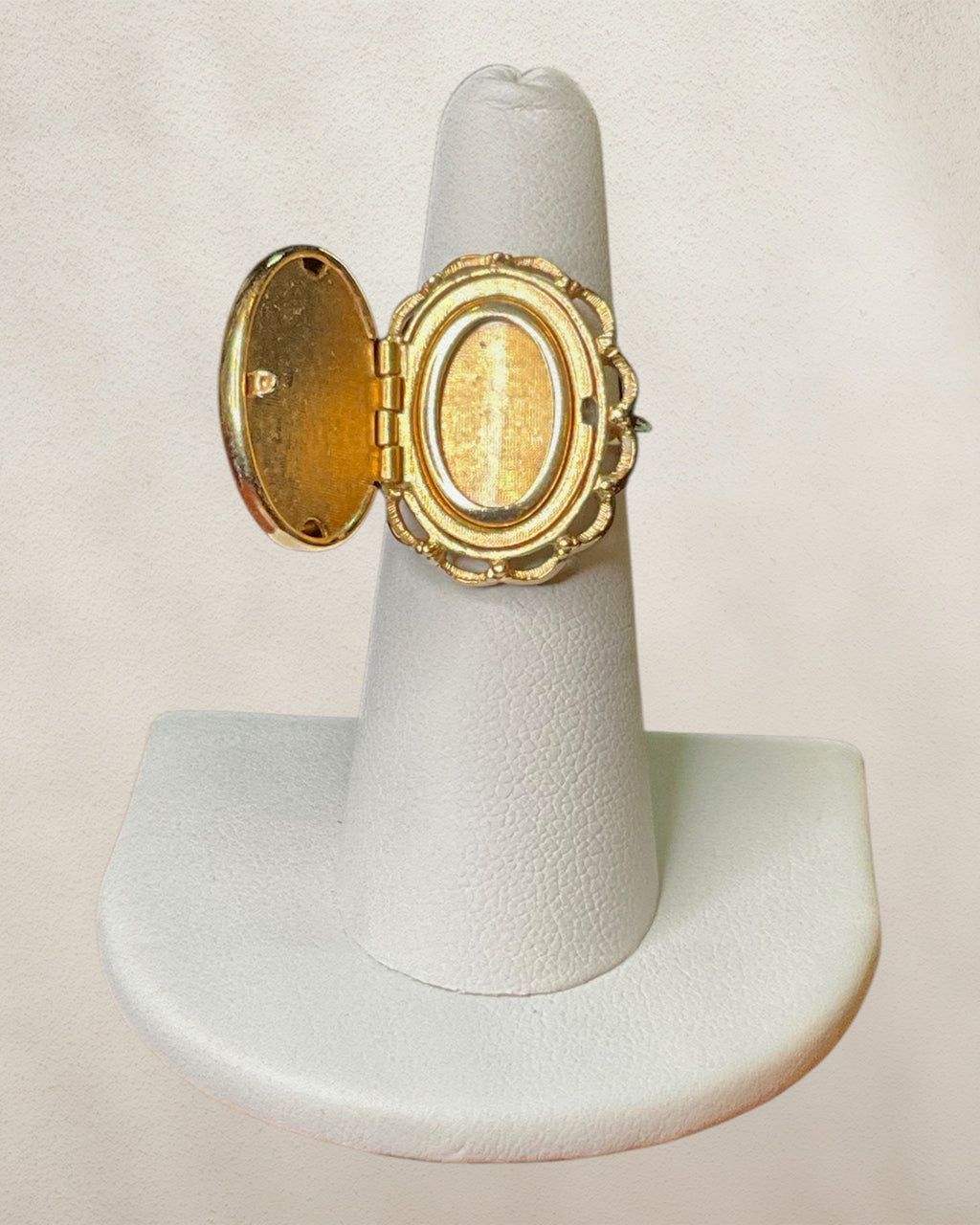 Avon Locket Ring - Estate Sale (Great Condition)