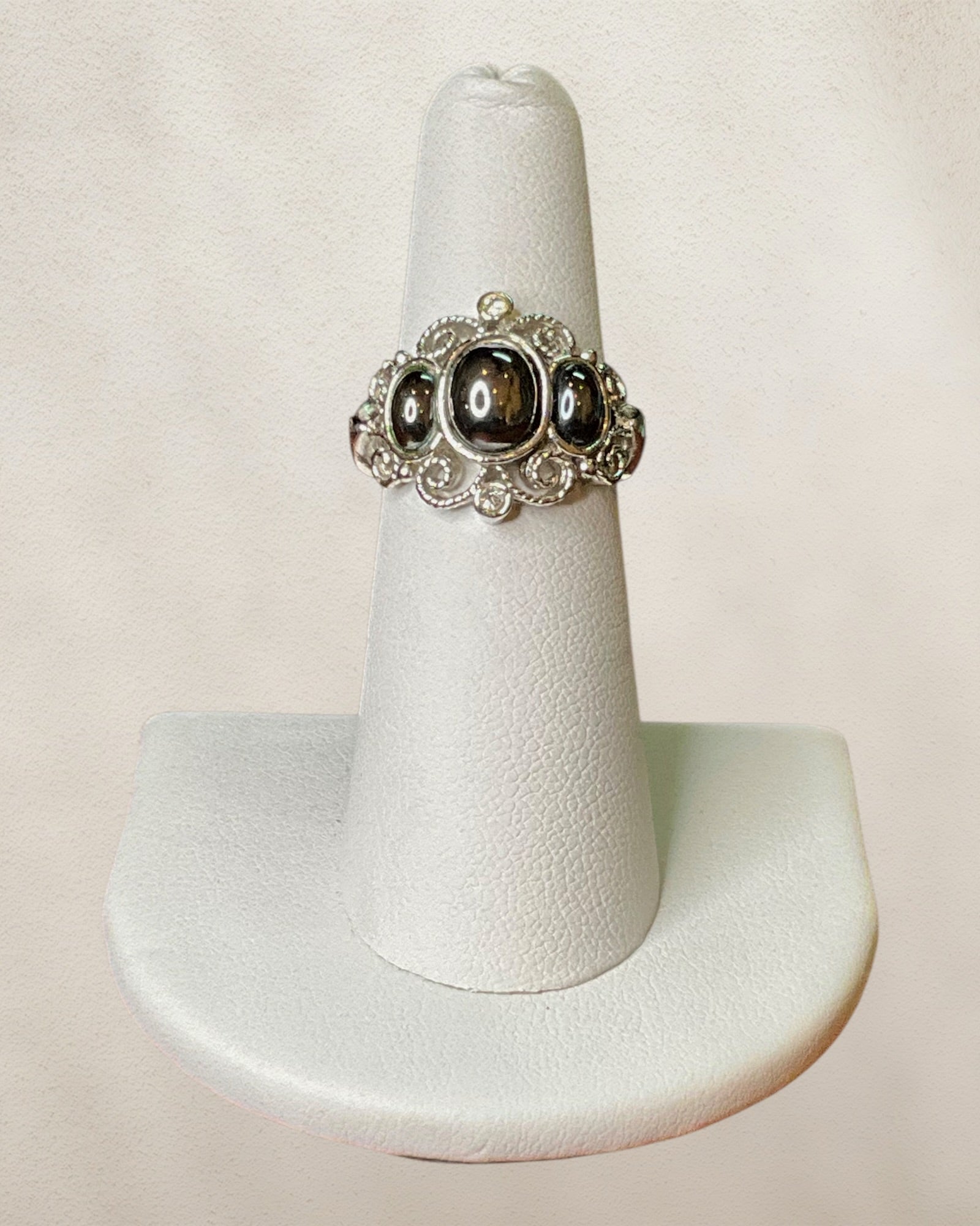 Avon Midnight Splendor Hematite Ring - Estate Sale (Great Condition)