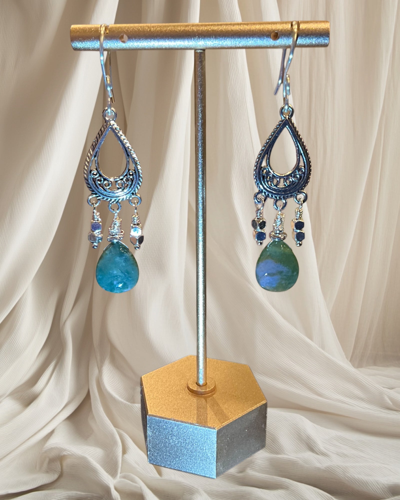 Giraffe Motif Casual Earrings