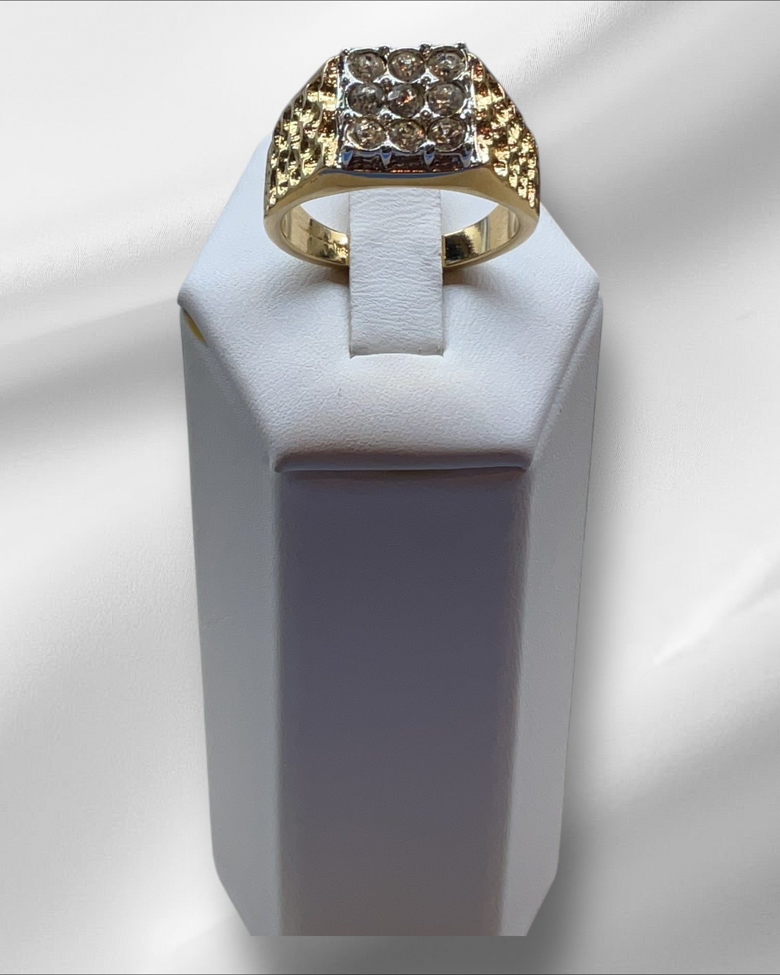 Ring (Unisex) - Estate Sale (Great Condition)