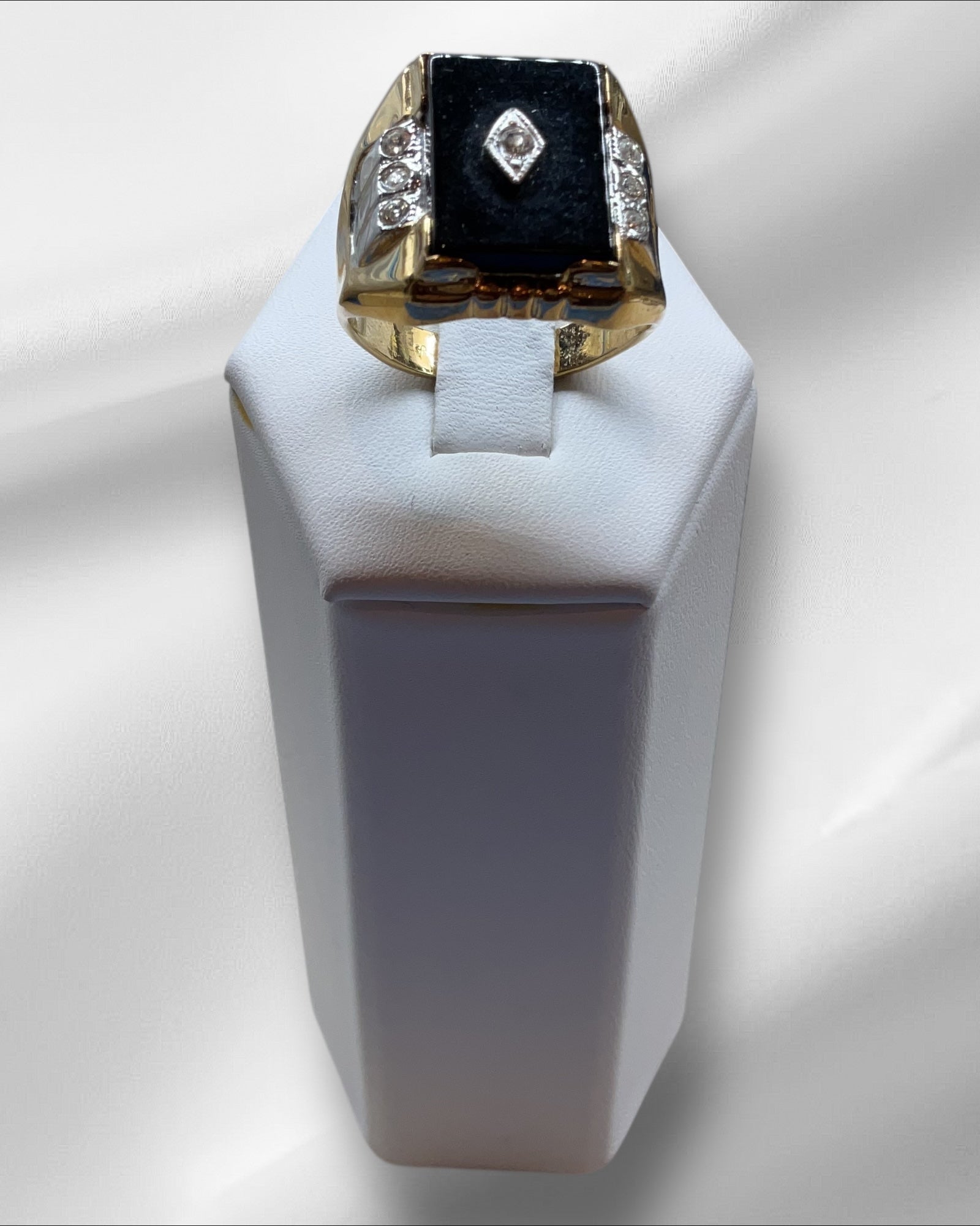 Ring (Unisex) - Estate Sale (Great Condition)