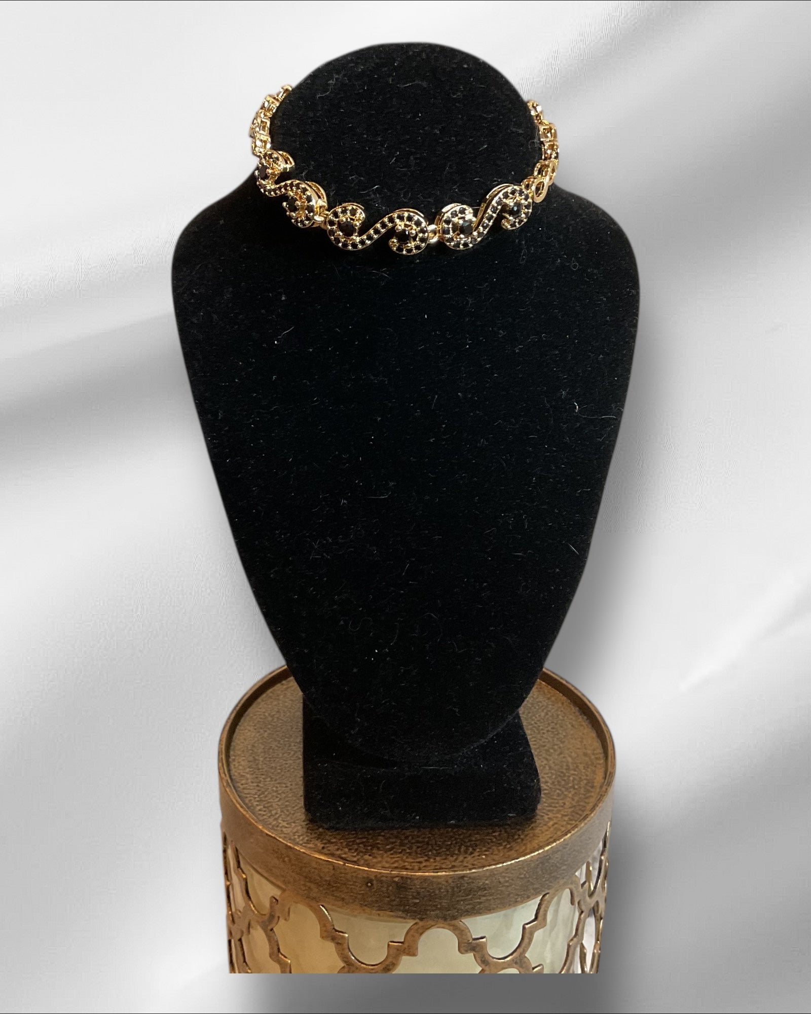 Bling Collection - “S” Pattern Dainty Bracelet