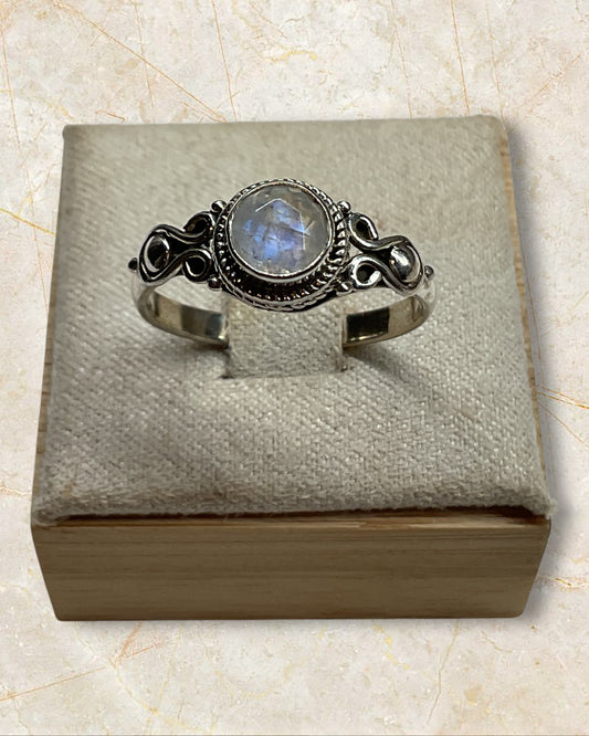 Bling Collection - Gemstone Ring