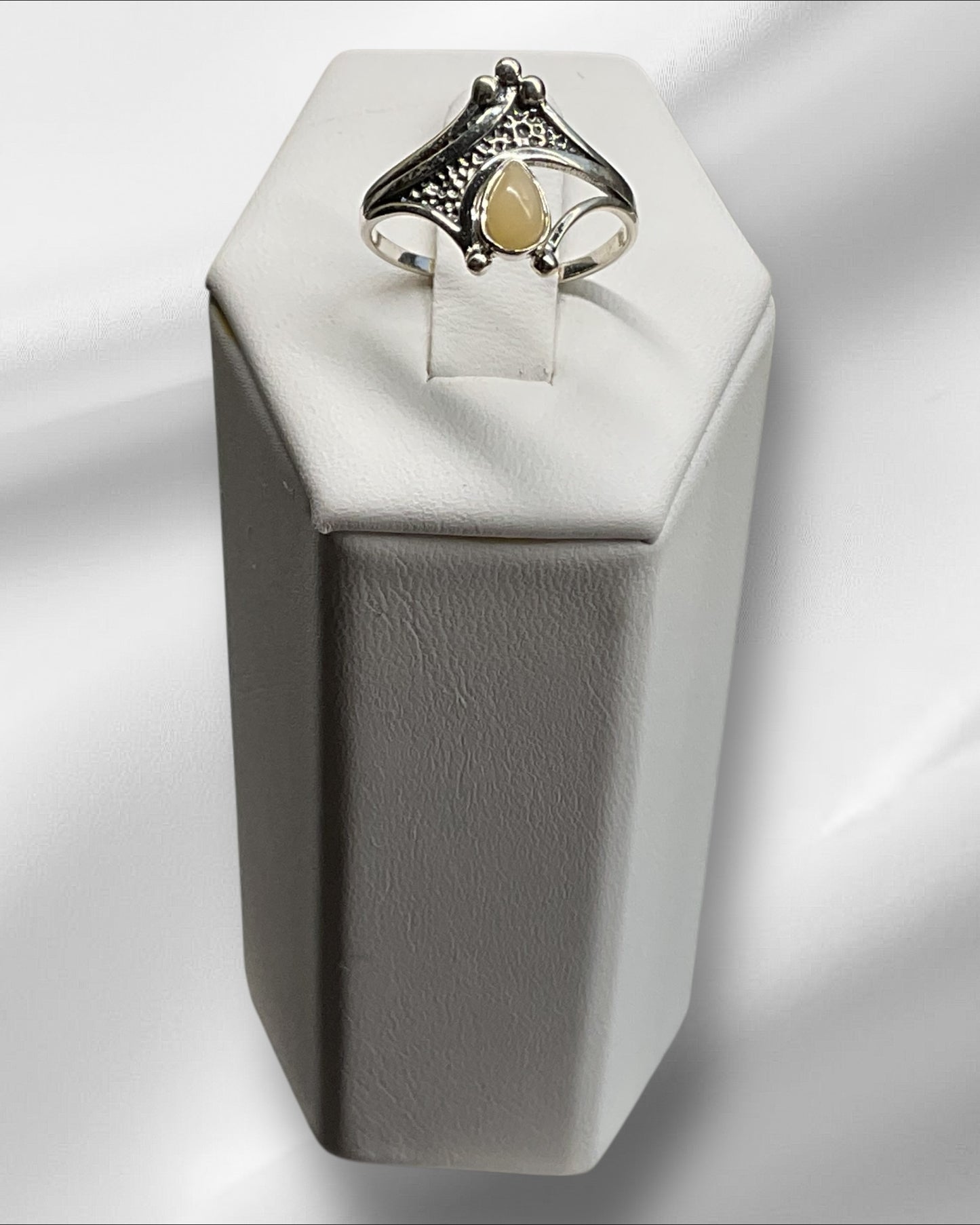 Bling Collection - Gemstone Ring (Opal)