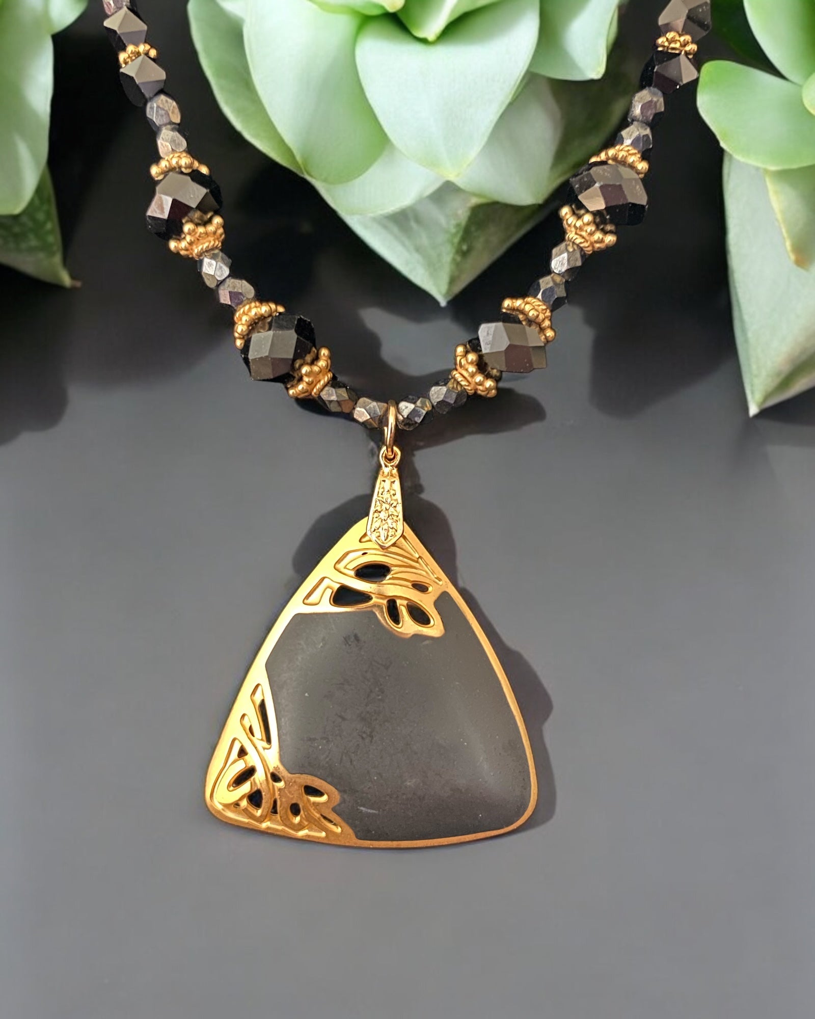 Vintage Black and Gold Necklace