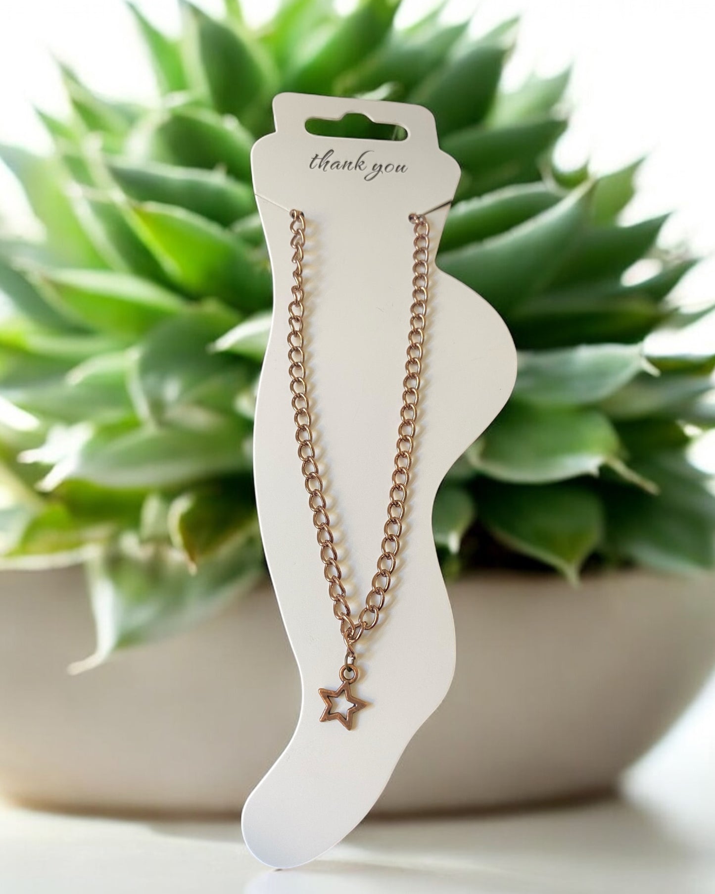 3) Anklet (medium large)