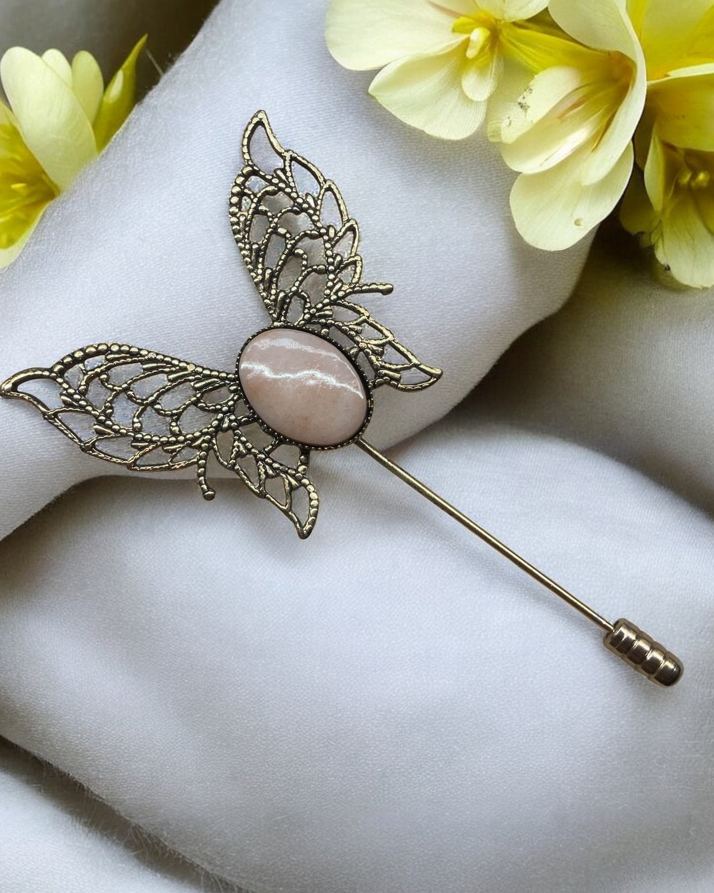 Hat pin