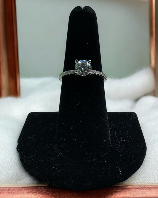 Bling Collection - Solitaire Ring (Moissanite)