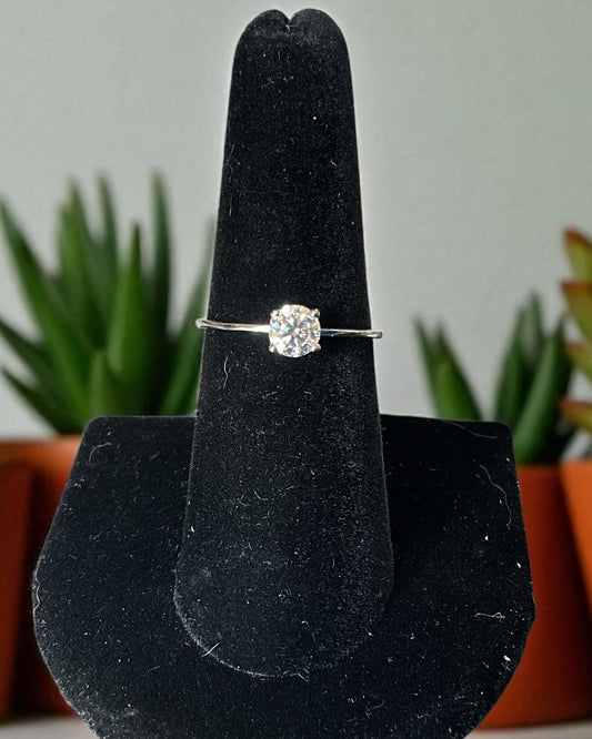 Bling Collection - Solitaire Ring (Moissanite)