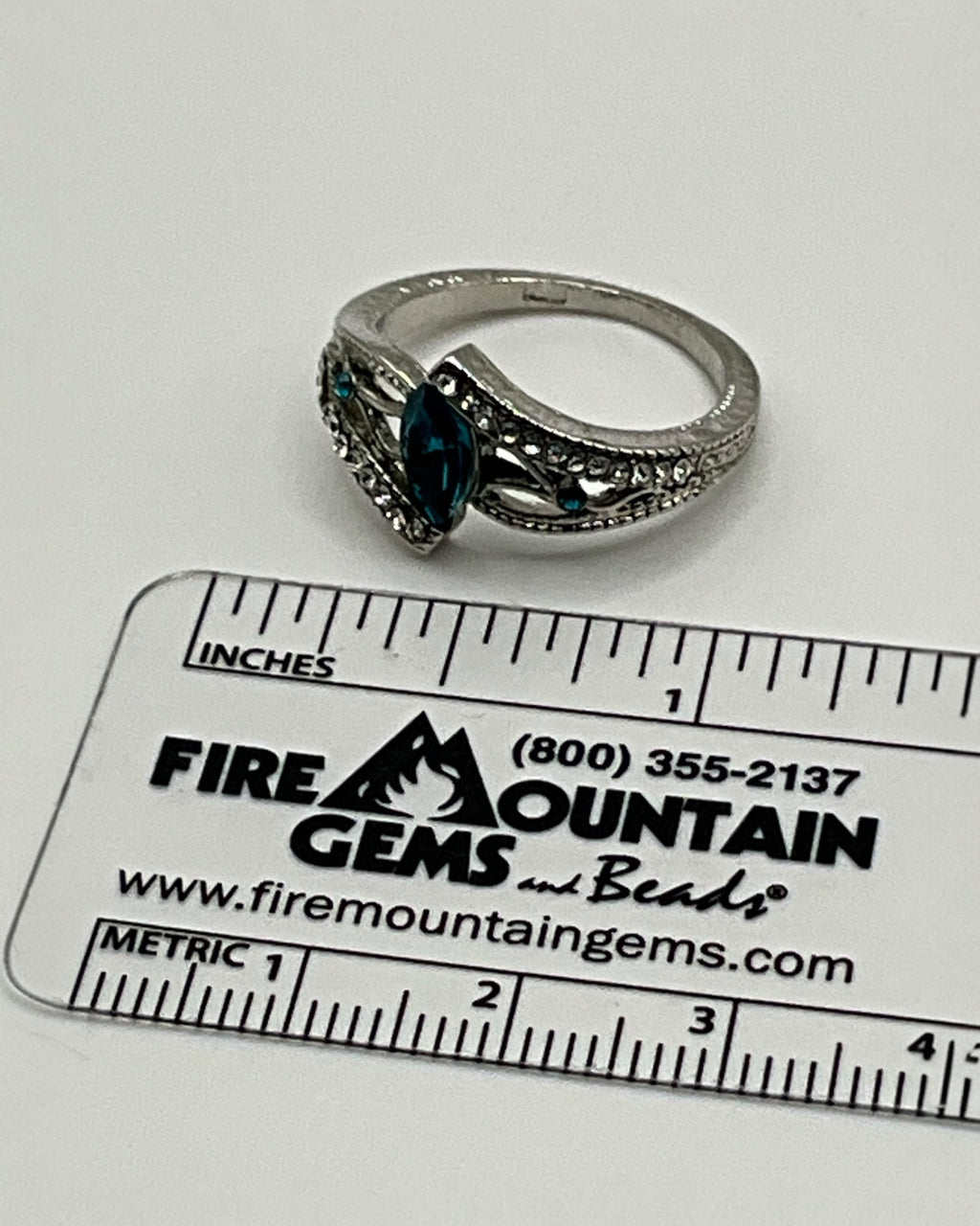 Blue Topaz Marquises Ring - Estate Sale (Great Condition)