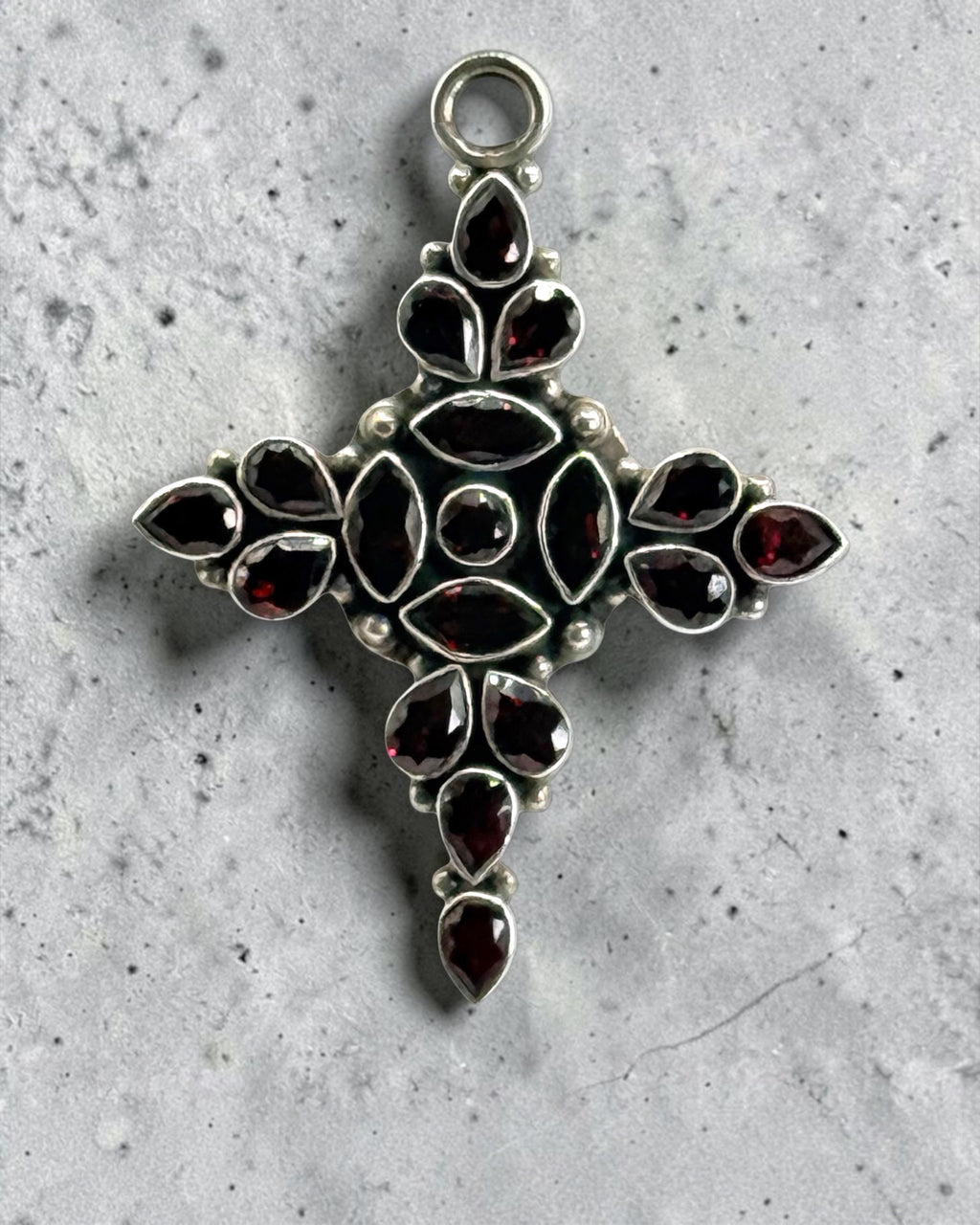 Sterling Silver 15.7 Grams Garnet Cross Pendant Necklace - Estate Sale (Great Condition)