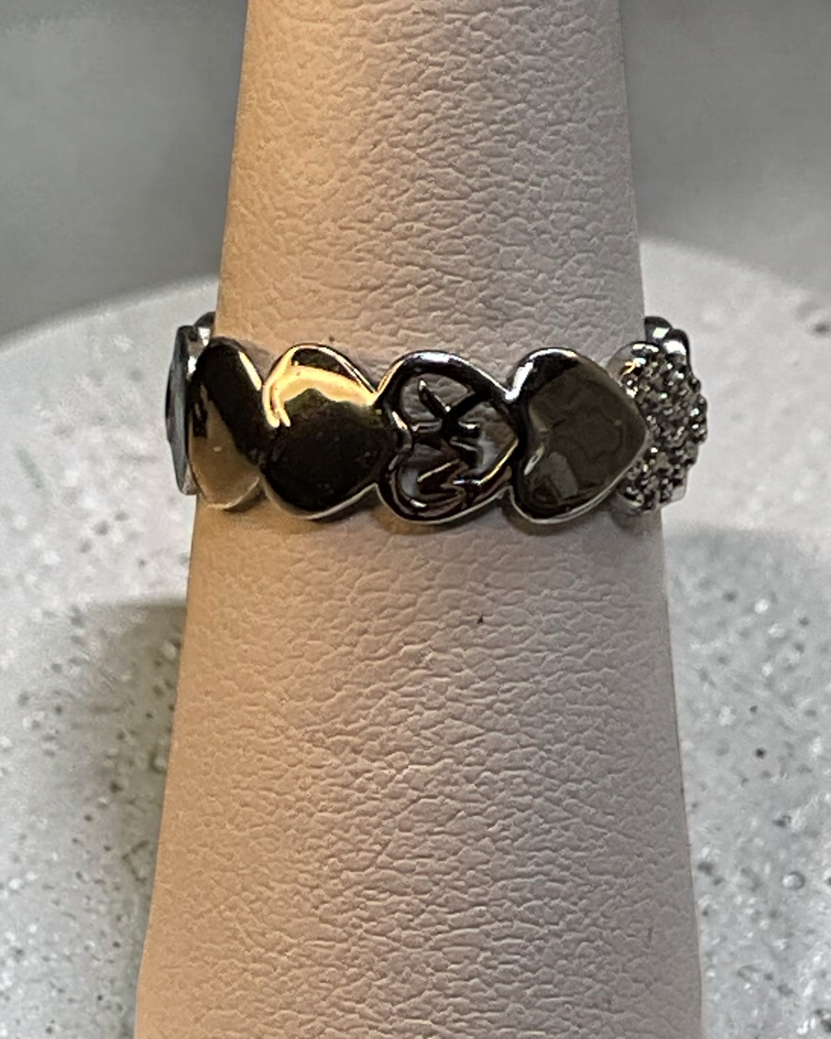 Michael Kors Linked Interlocking Heart Ring - Pre-Loved