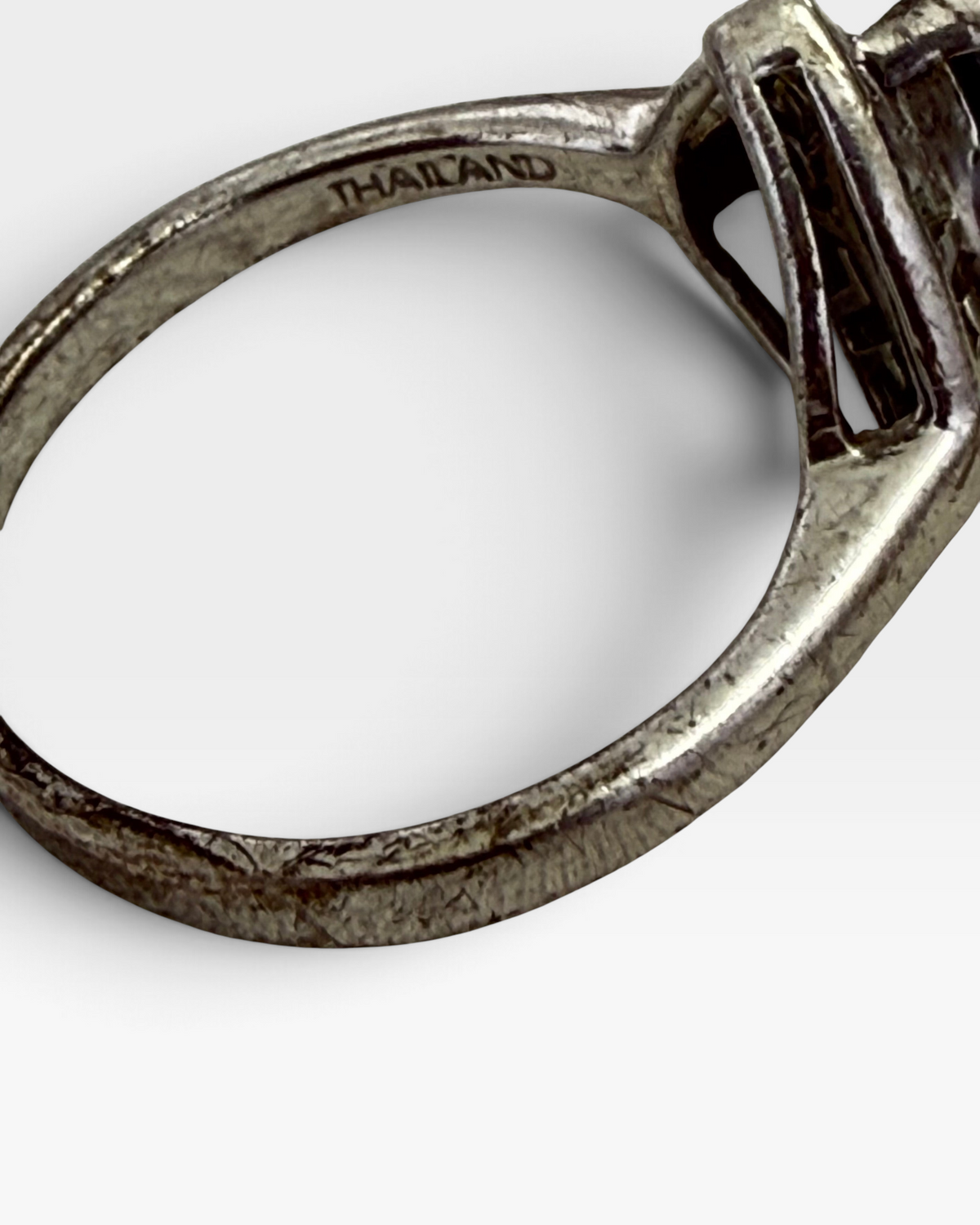 Cavallaro Creations sterling silver ring band showing Thailand hallmark stamp and intricate side setting detail