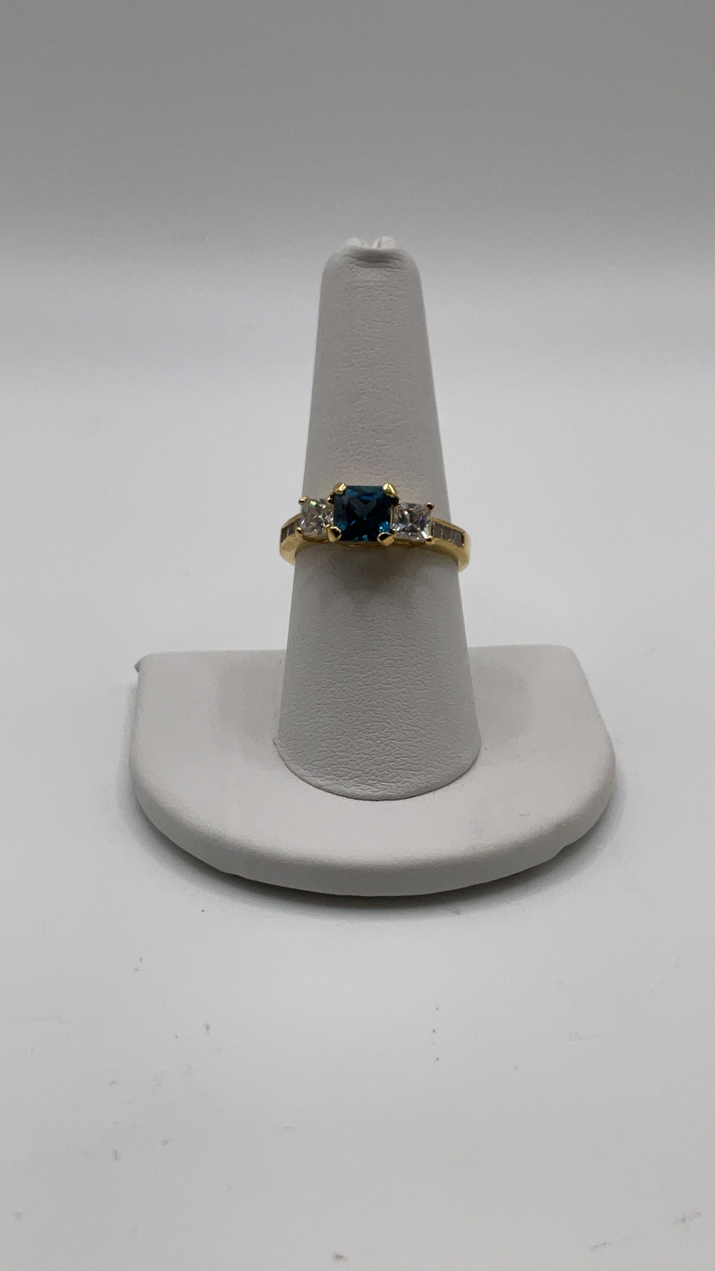 Vintage EDCO Blue Topaz CZ Sterling Silver Gold Vermeil Three Stone Ring - Estate Sale (Great Condition)